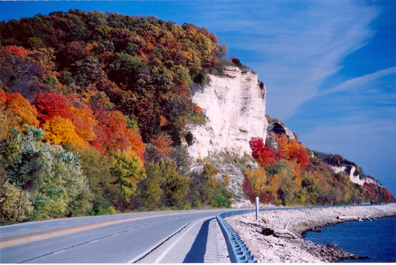 Meeting of the Great Rivers Scenic Byway between Alton and Grafton