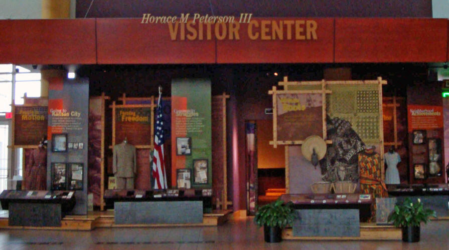 Visitor center Jazz Mus.jpg (1413310 bytes)