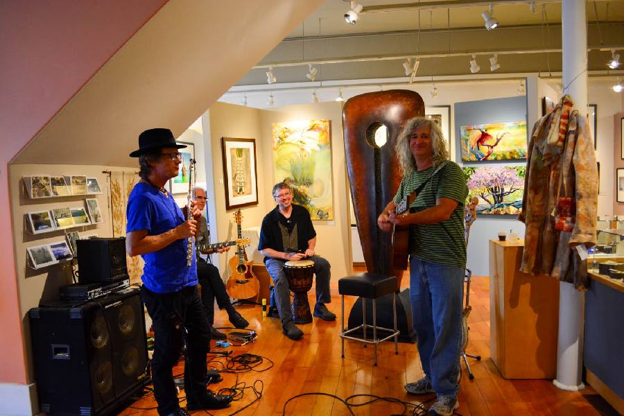 Alexander Gallery in Nevada City, CA showcased the band No Parachute for their First Friday Artwalk Artist Receptions in 2015. 
