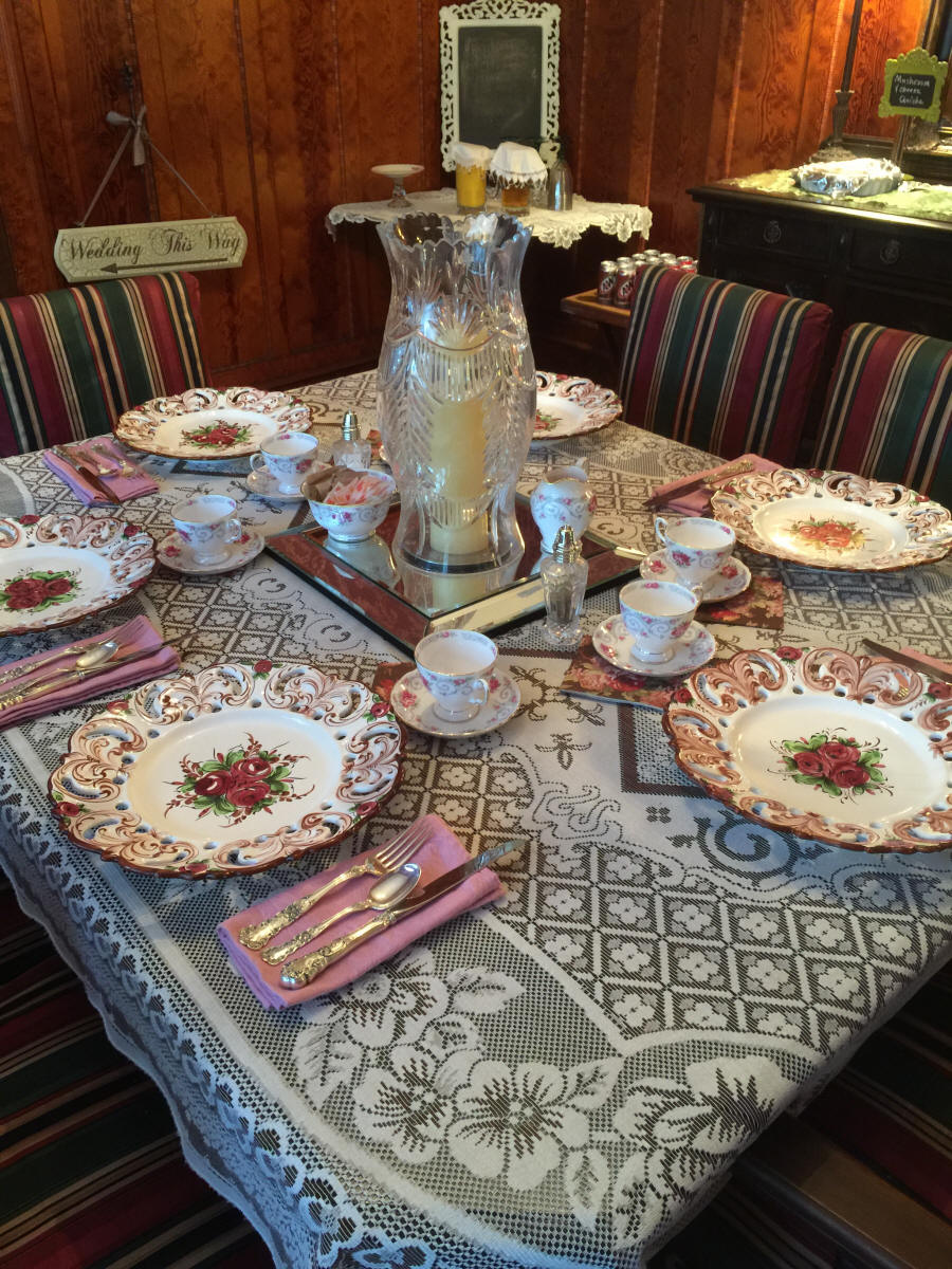 Table setting at Fitzgerald House Bed and Breakfast in Webster Parish, LA