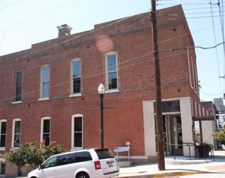 Ryder Building in Alton Illinois