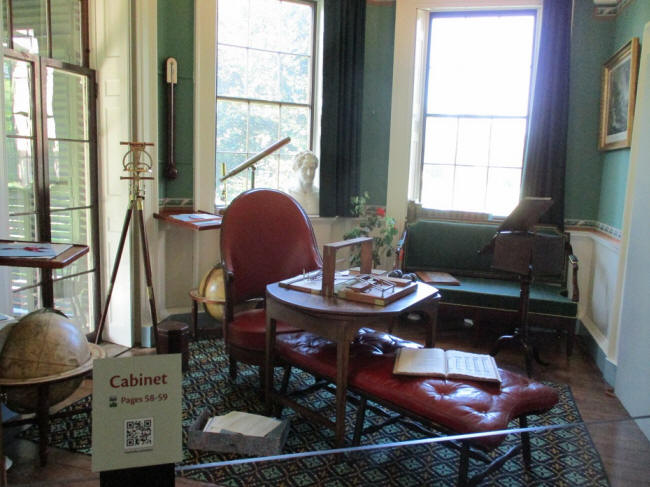cabini room at Monticello