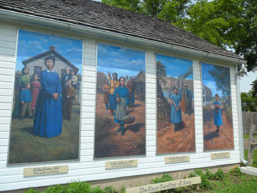 Mural of Jane's Life_800x600.jpg (171672 bytes)