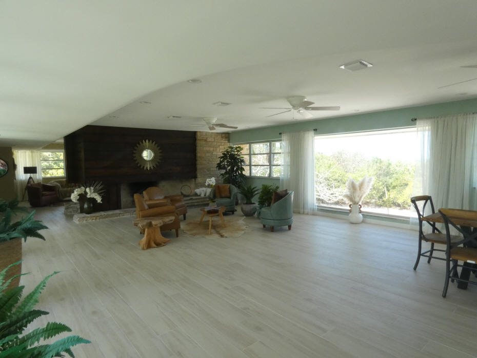 living room of historic Adderley house at crane point