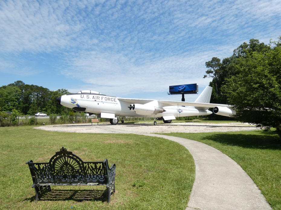 airplane in memorial gardens