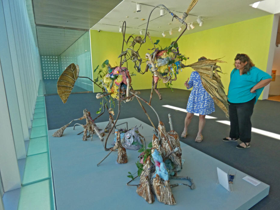 art with live plants