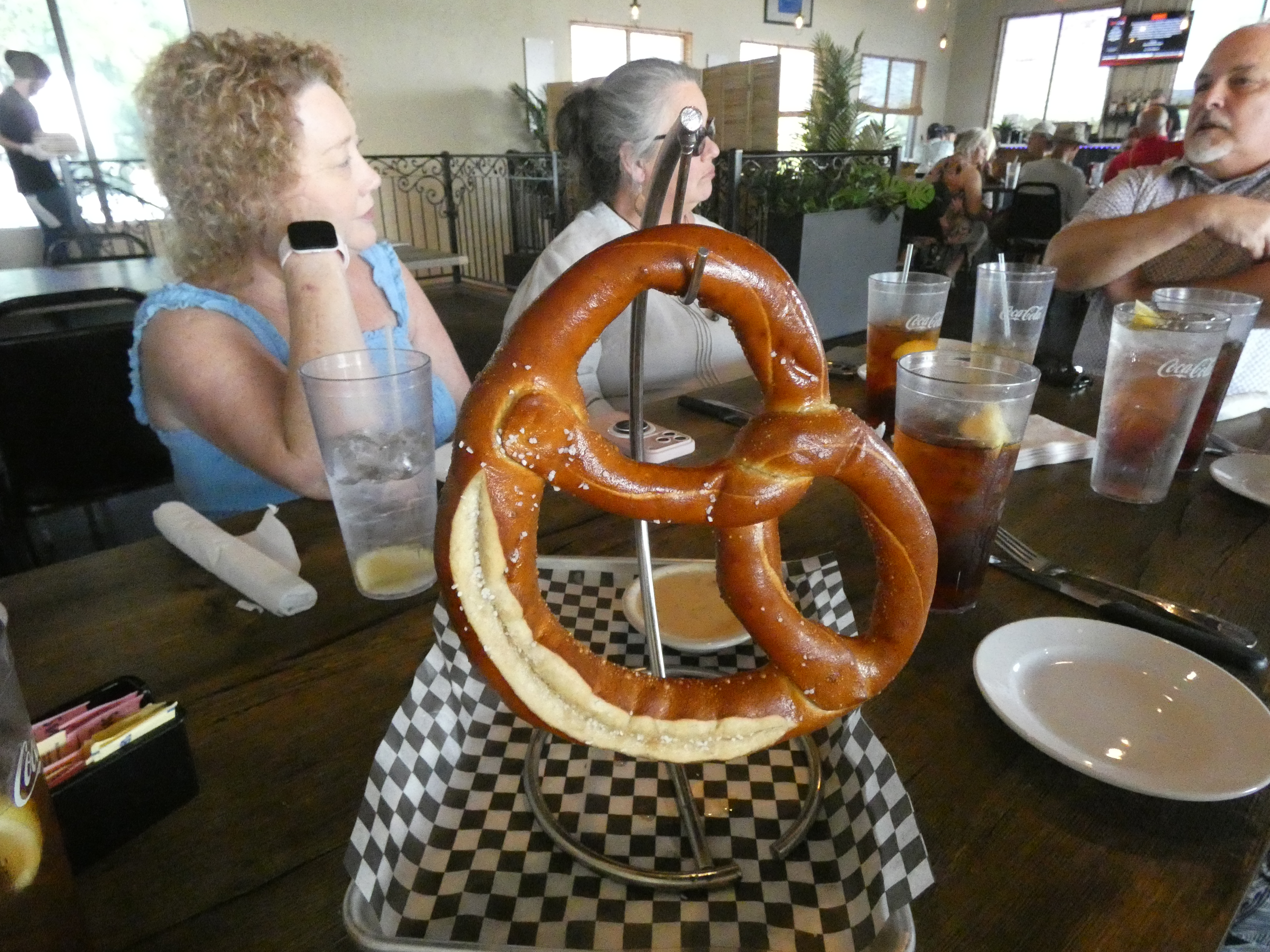 giant pretzel