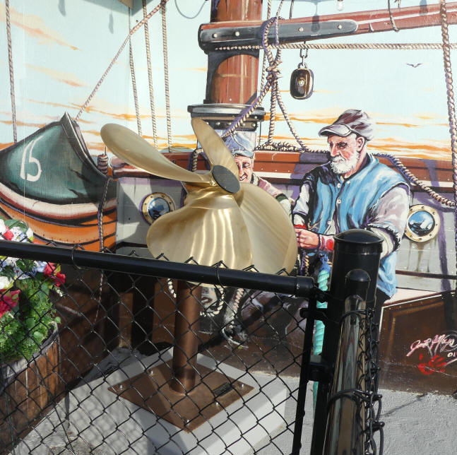 mural of seamen