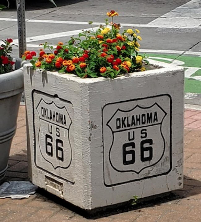 flowerbed wiht rt 66 on
