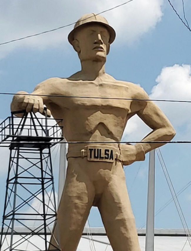 golden driller sculpture