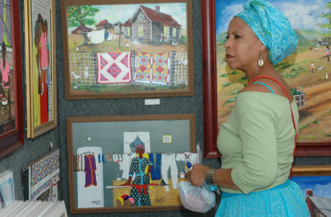 Patron looks over art at Morris Museum in Augusta, GA
