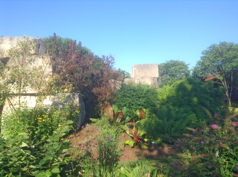 mark a Wallis' sculptures at Oliver Winery, Bloomington Indiana
