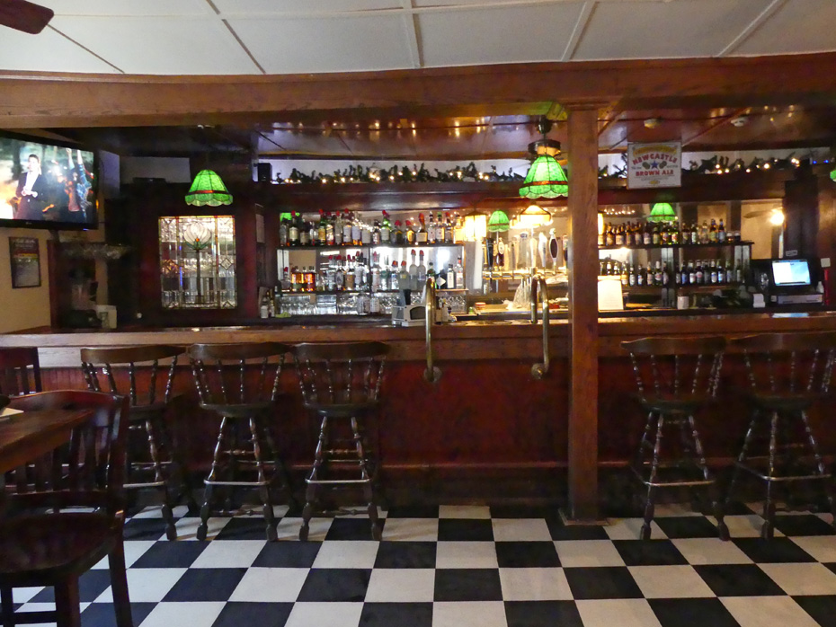 Antique bar at Hotel Saxonburg