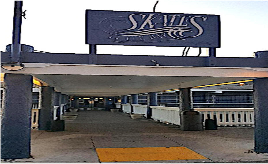 Skates on the Bay Restaurant exterior