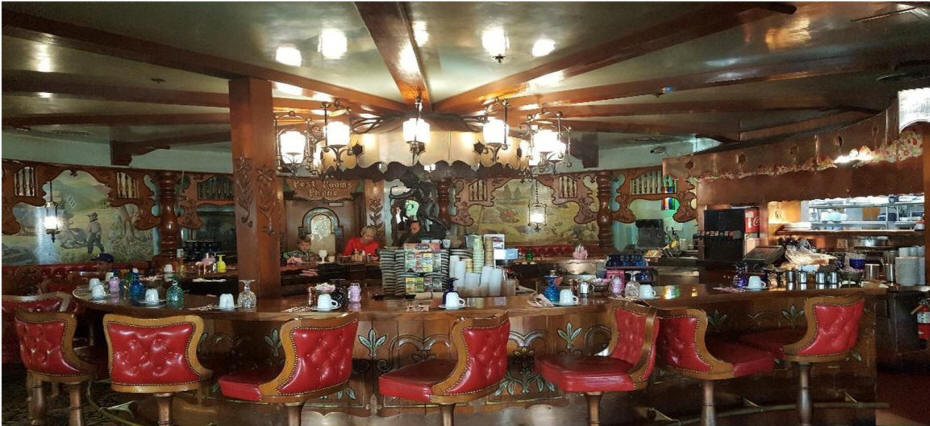 Madonna Inn carosol bar