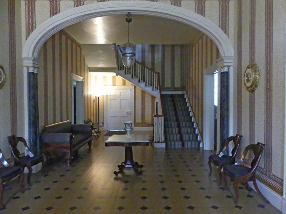 carnton entrance hall