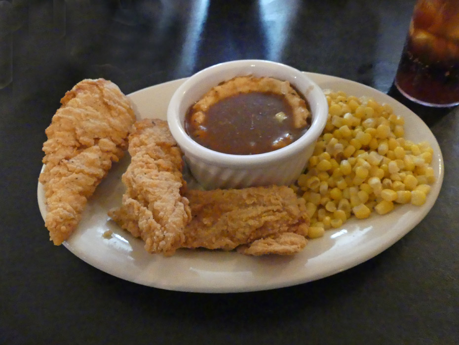 chicken tenders, mashed potatoes and corn at River's Edge Restaurant