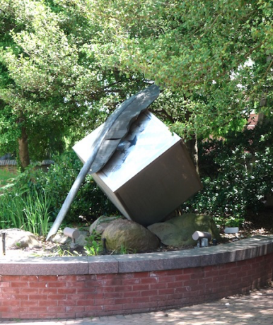 Constitution Monument in Dover historic district
