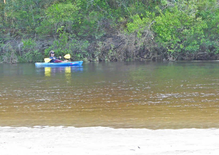 kayaker_blackwater_river
