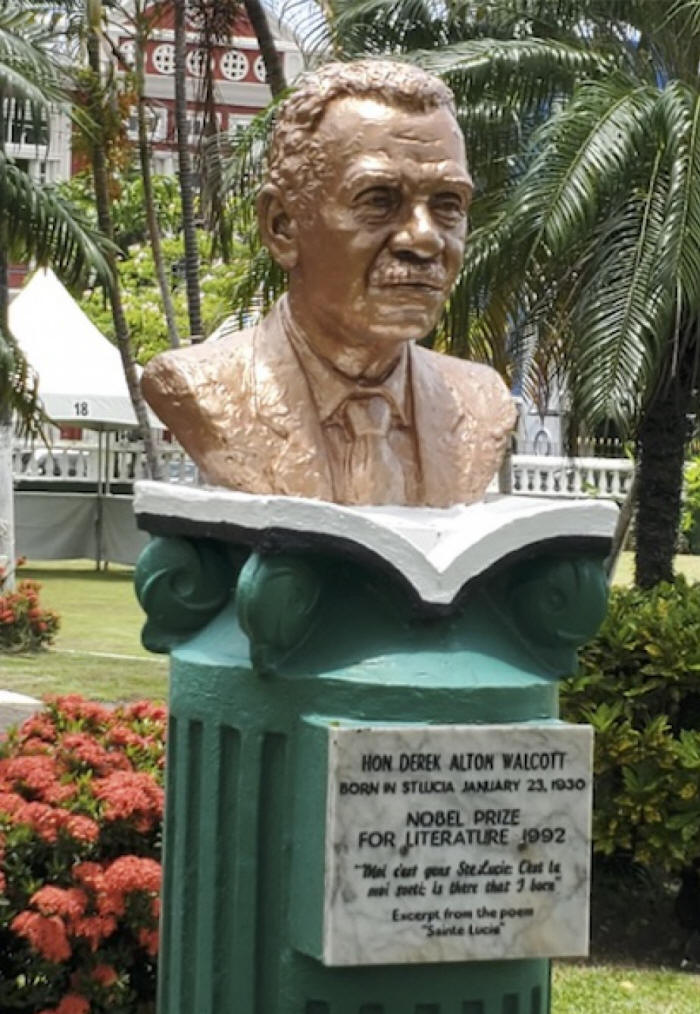 bust 0of Derek Walcott