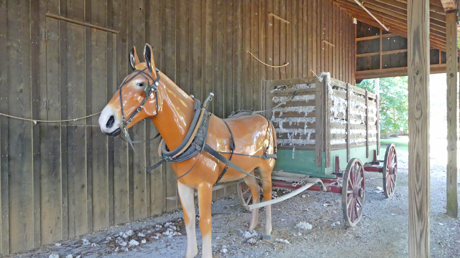 horse and wagon at montgomery's OldAlabama Town