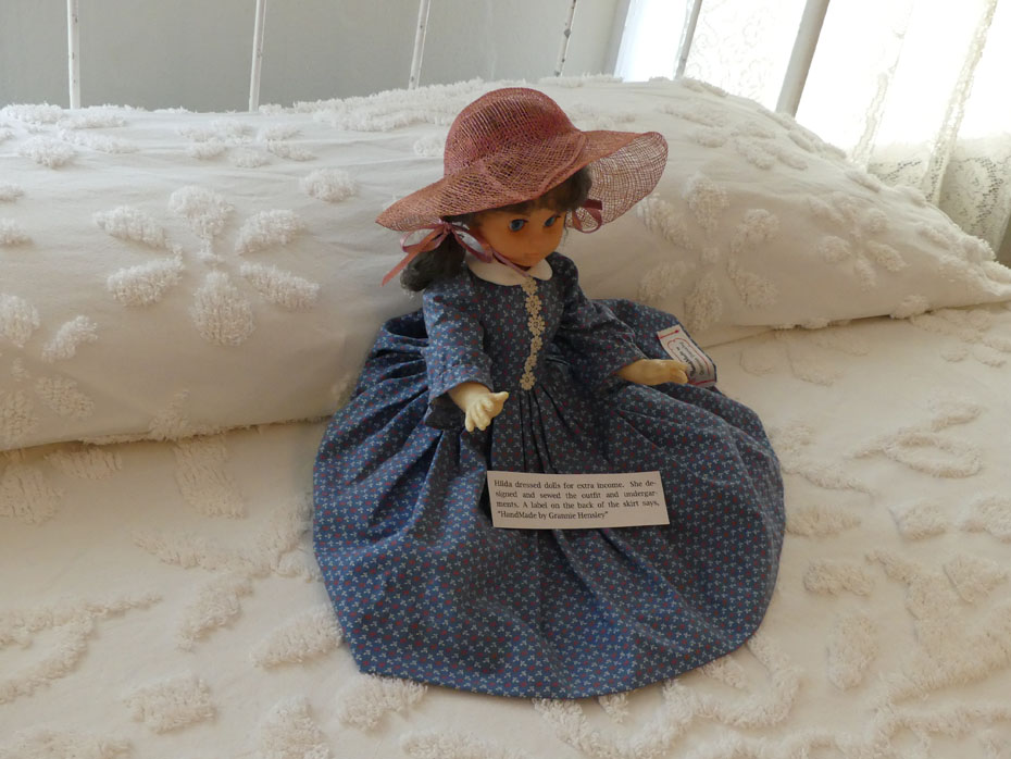 Doll dressed by Patsy Cline's mother