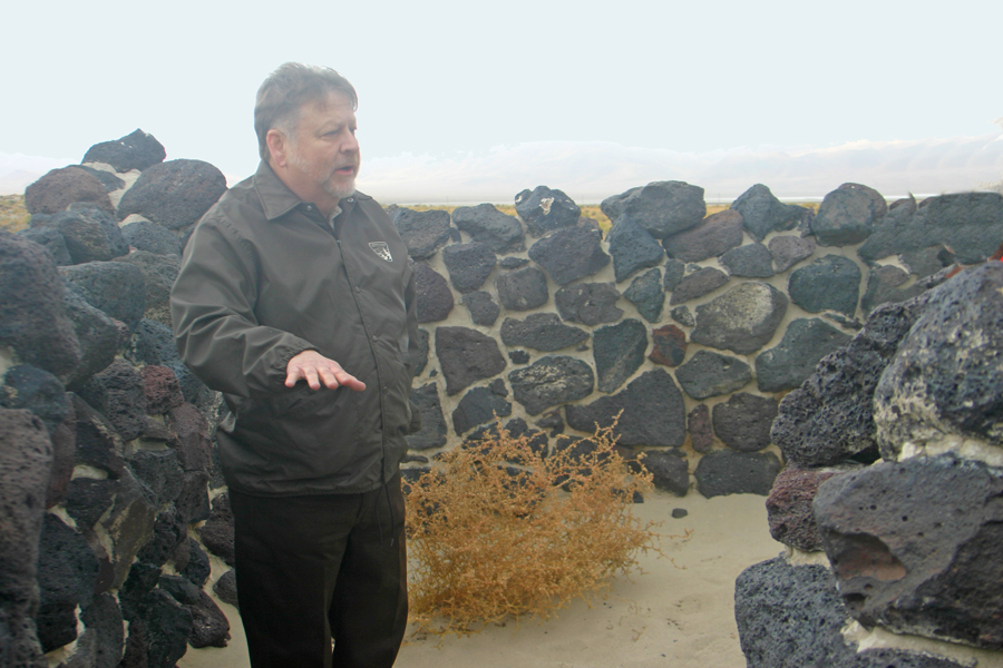 Ranger Terry Knight explains the layout of the Pony Express ruins