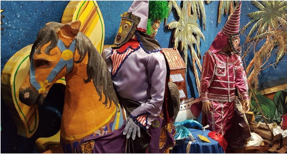 Mardi Gras Museum Chicken Run diorama