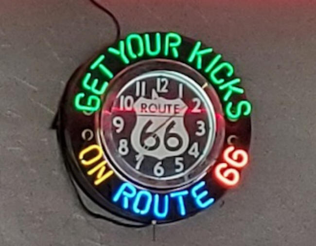 clock at tallys