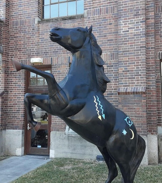 horse sculpture at museum