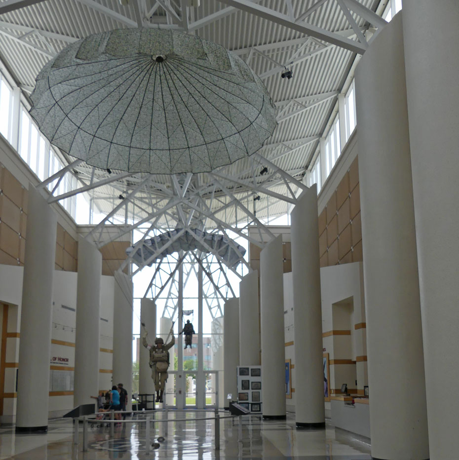 Entrance to Fort Bragg's  82nd Airborne Museum with two paratroopers decending