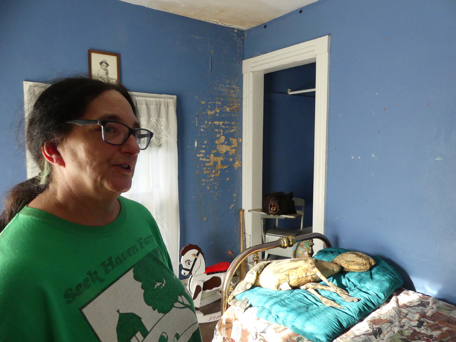 woman in haunted room